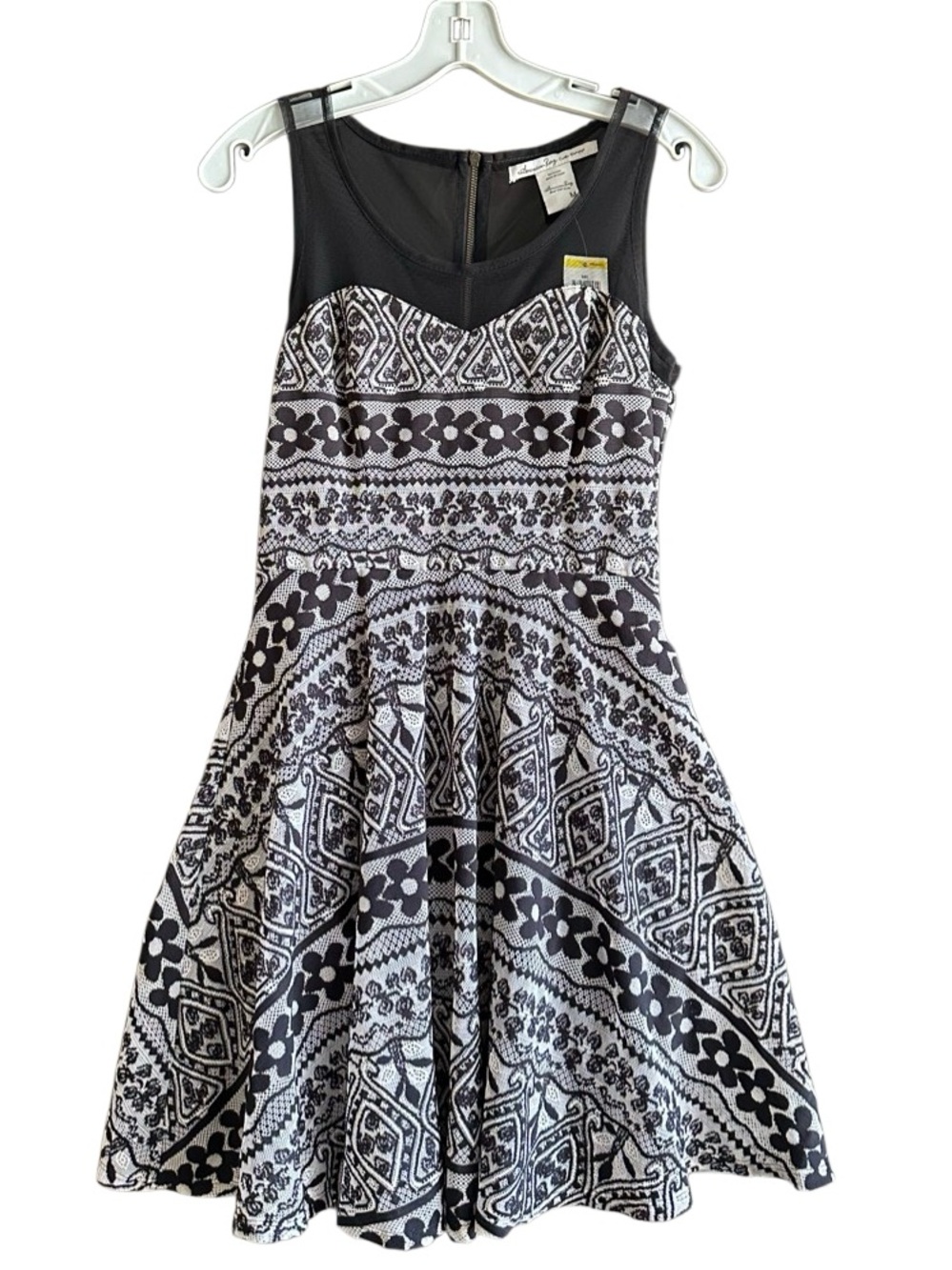NWT American Rag Black & White Patterned Fit-and-Flare Dress. Size Medium